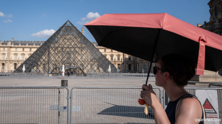 Europe endures another day of record-breaking heat, as countries warn it’s already killed hundreds
