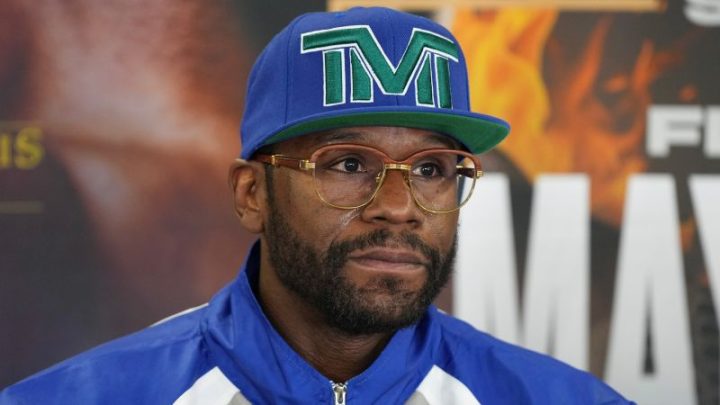 Boxer Floyd Mayweather faces felony charges over alleged theft and $200K check fraud