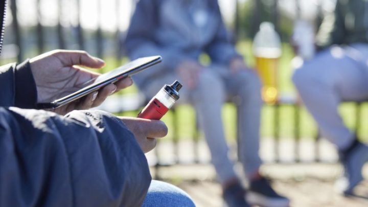Social media use at a young age is linked to earlier experimentation with drugs and alcohol