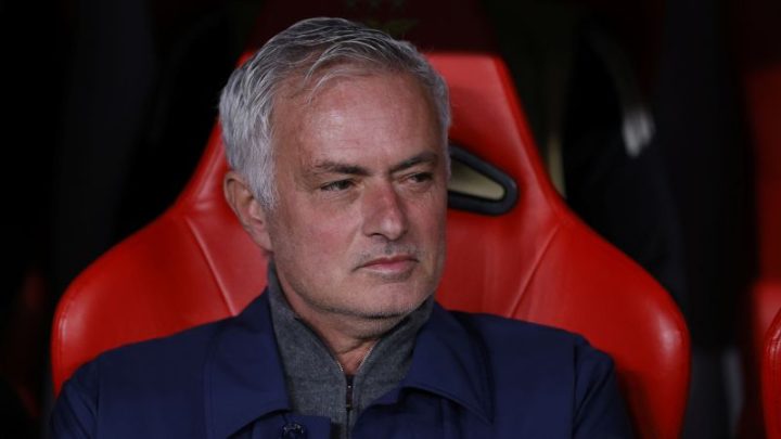 Real Madrid signs José Mourinho to second stint as club manager