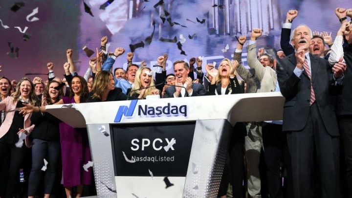 By the numbers: Here’s what you might have missed in SpaceX’s record market debut
