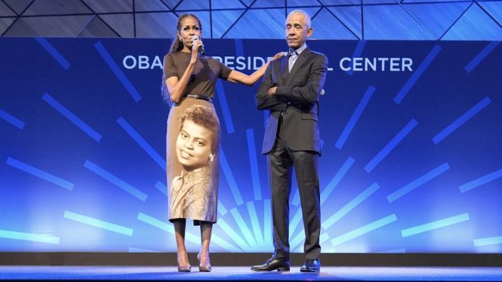 Look of the Week: Michelle Obama honors her late mother in a custom-made skirt