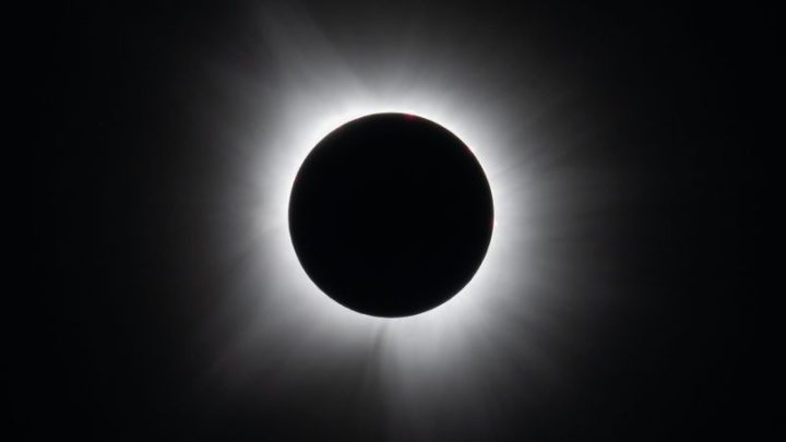 A total solar eclipse will occur this summer. Everything you need to know