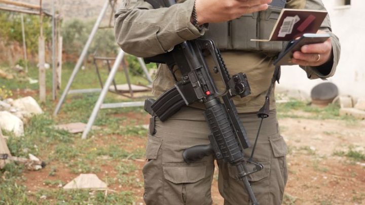 Israeli soldier who assaulted CNN cameraman reprimanded but avoids criminal charges