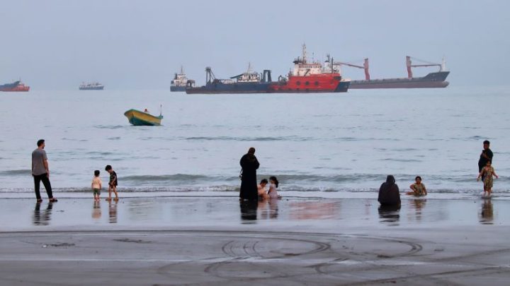 Trump is squeezing Iran’s economy and oil sales. It may still have the upper hand in Hormuz