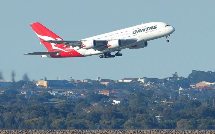 2026-08-27t093730z-1473687005-rc2x6na67yz0-rtrmadp-3-airbus-aircraft-a380